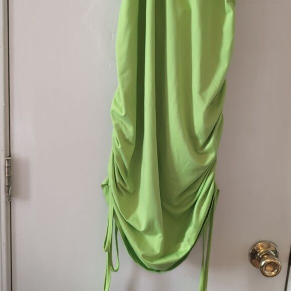 Shein Green Halter Open Back Ruched Sides All the Way Up Midi Dress Size 0X - Picture 3 of 10